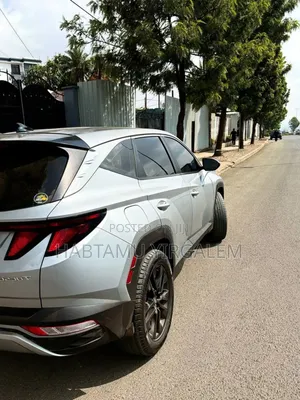 Hyundai Tucson 2022 Silver
