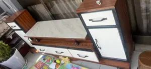 Tv Stand የው ጭ በጣም ንፁህ