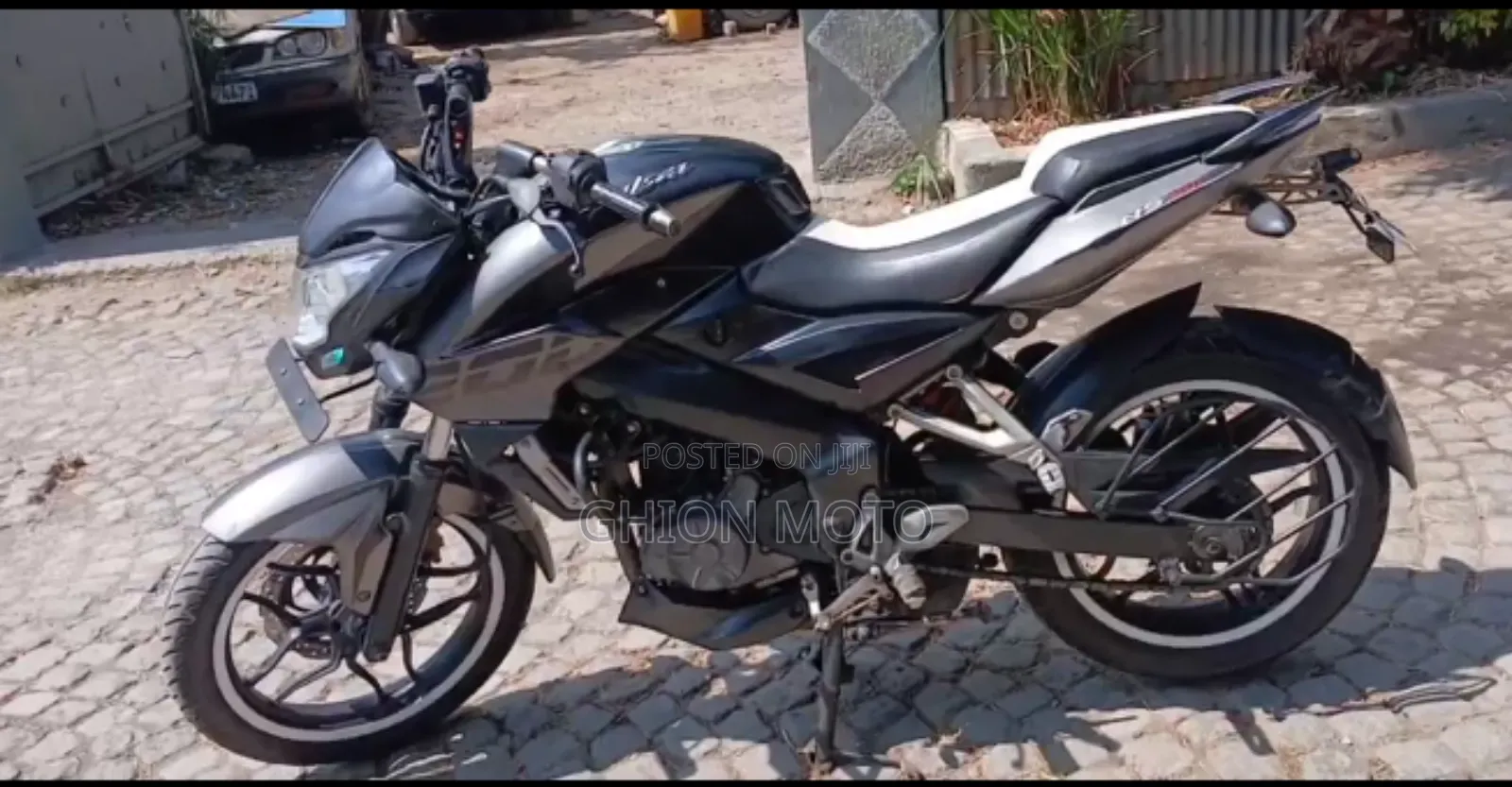 Bajaj Pulsar NS 200 2018 Black