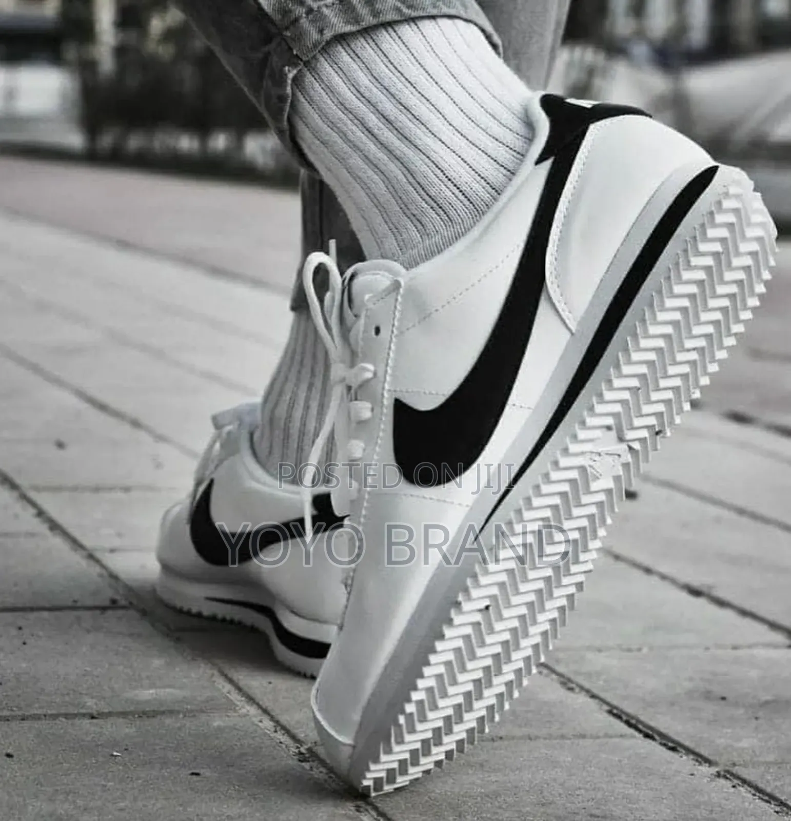 Nike Coretz Basic Sl White Black Fashion Sneaker