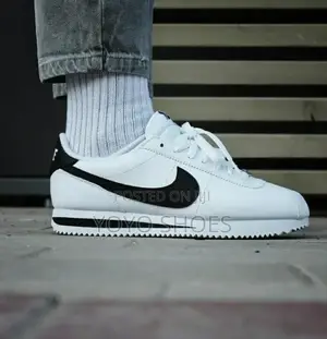 Nike Coretz Basic Sl White Black Fashion Sneaker