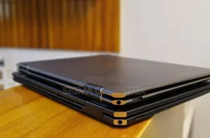 New Laptop HP Spectra 13 16GB Intel Core I7 SSD 1T