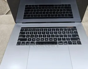 New Laptop Apple MacBook 16GB Intel Core I9 SSD 512GB