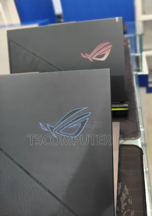 New Laptop Asus ROG Strix G15 32GB Intel Core I9 SSD 1T