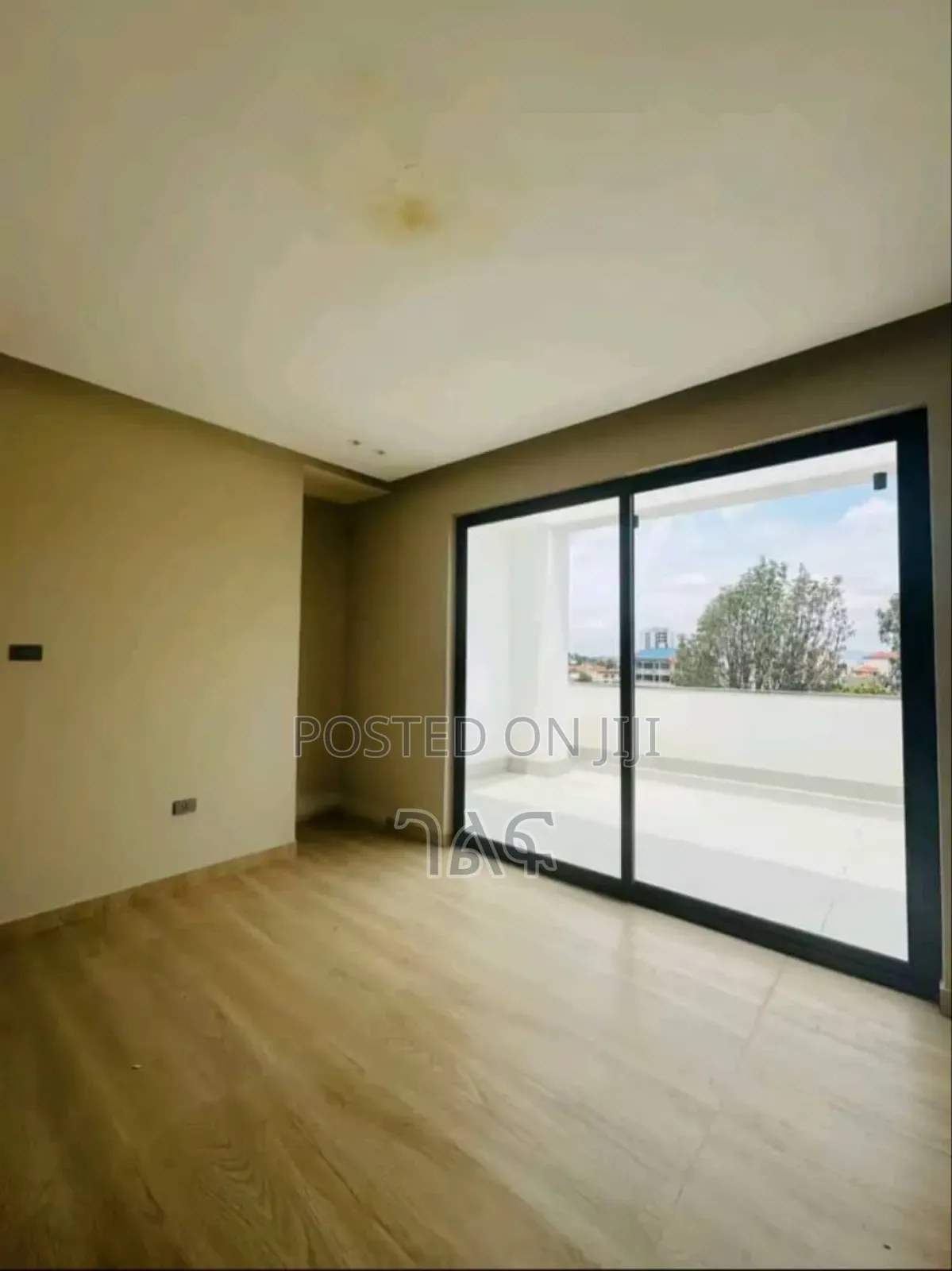 8bdrm House in ቅንጡ መኖሪያ ቤት መገናኛ አምቼ, Bole for sale