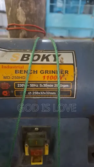 ሙሉ የቶርኖ ቤት ማሽኖች ሽያጭ ከ2 Lathe Machine