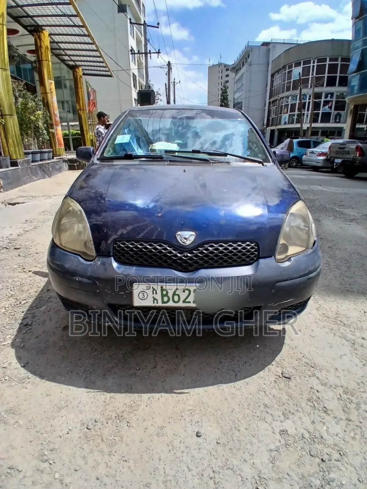 Toyota Vitz 2004 Blue