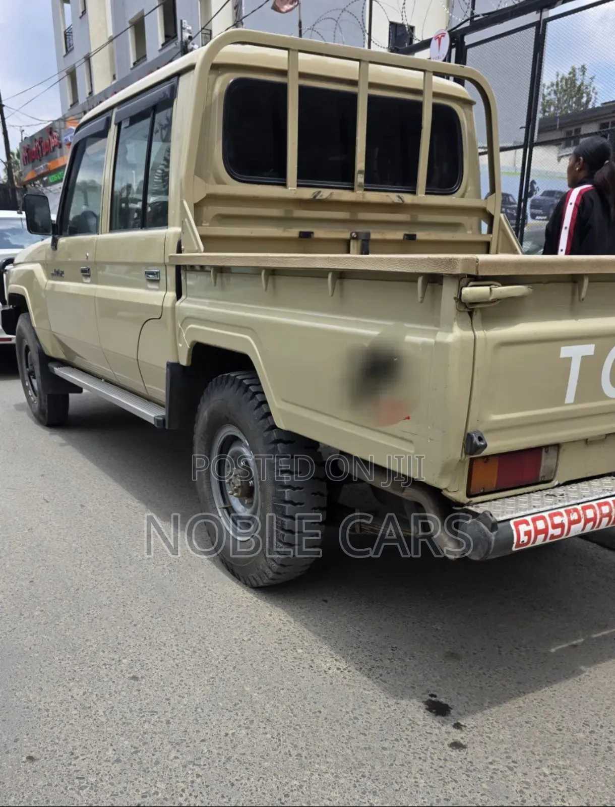 Toyota Land Cruiser 2021 Gold