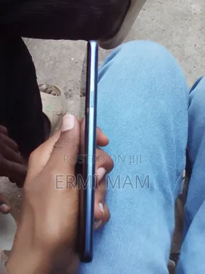 New Samsung Galaxy S9 Plus 64 GB Blue