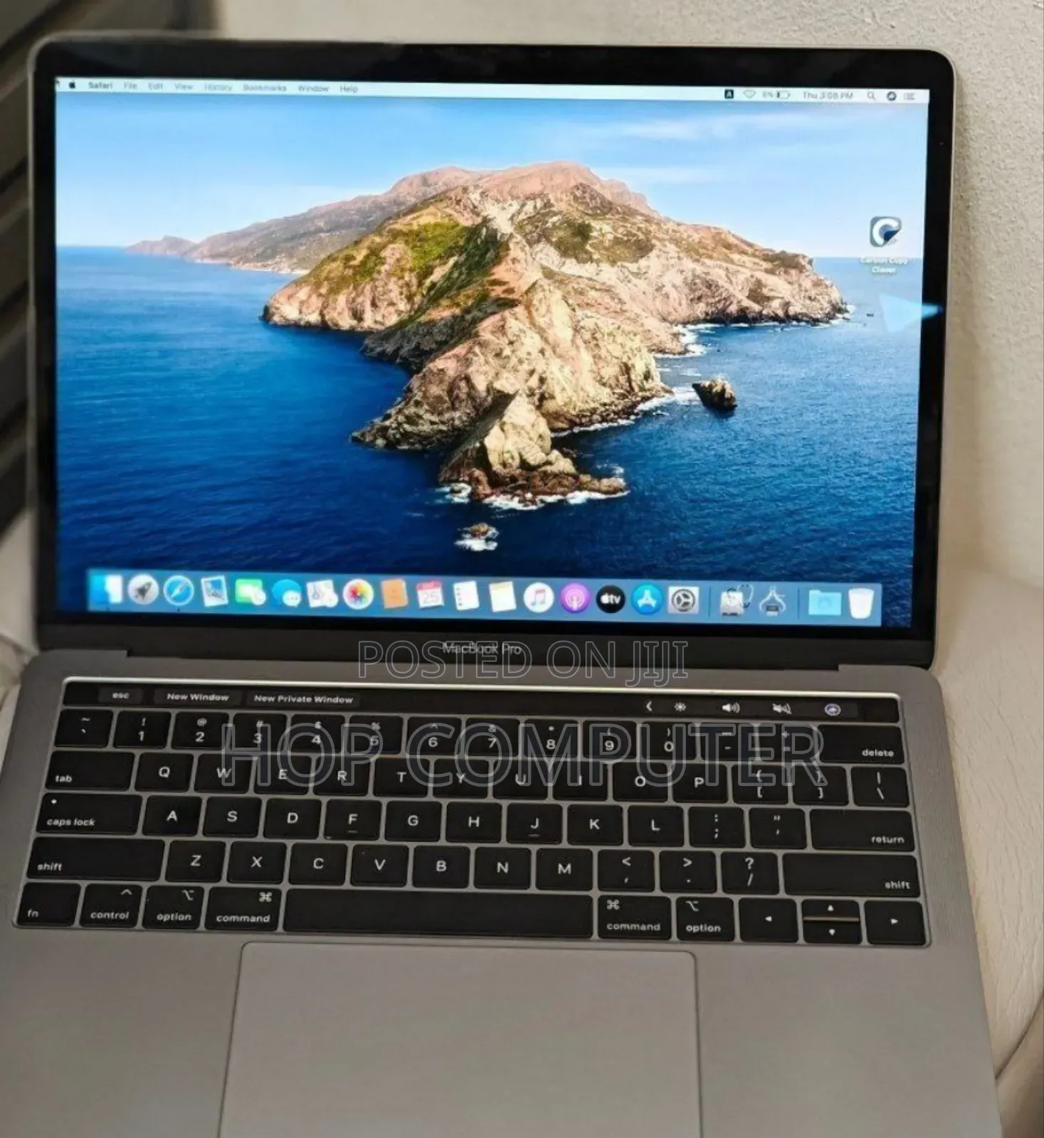 New Laptop Apple MacBook Pro 2019 16GB Intel Core I7 SSD 256GB