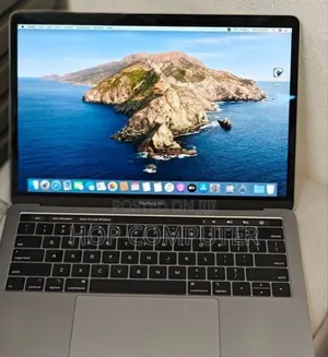 New Laptop Apple MacBook Pro 2019 16GB Intel Core I7 SSD 256GB