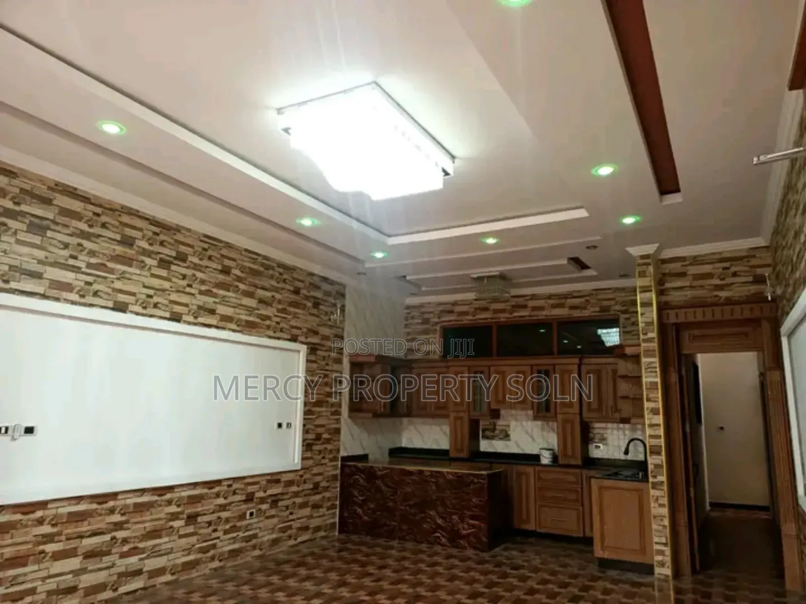 Furnished 5bdrm House in Bole for sale