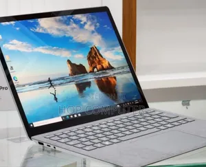 New Laptop Microsoft Surface 16GB Intel Core i7 SSD 256GB