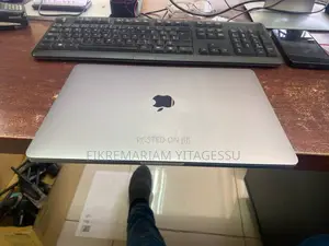 Laptop Apple MacBook Pro 16GB Intel Core I5 SSD 256GB