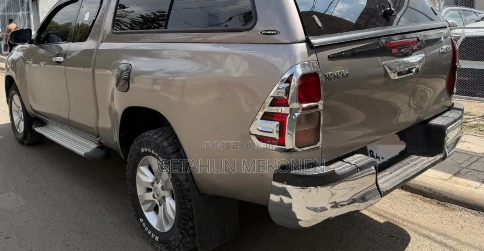Toyota Hilux 2020 Gold