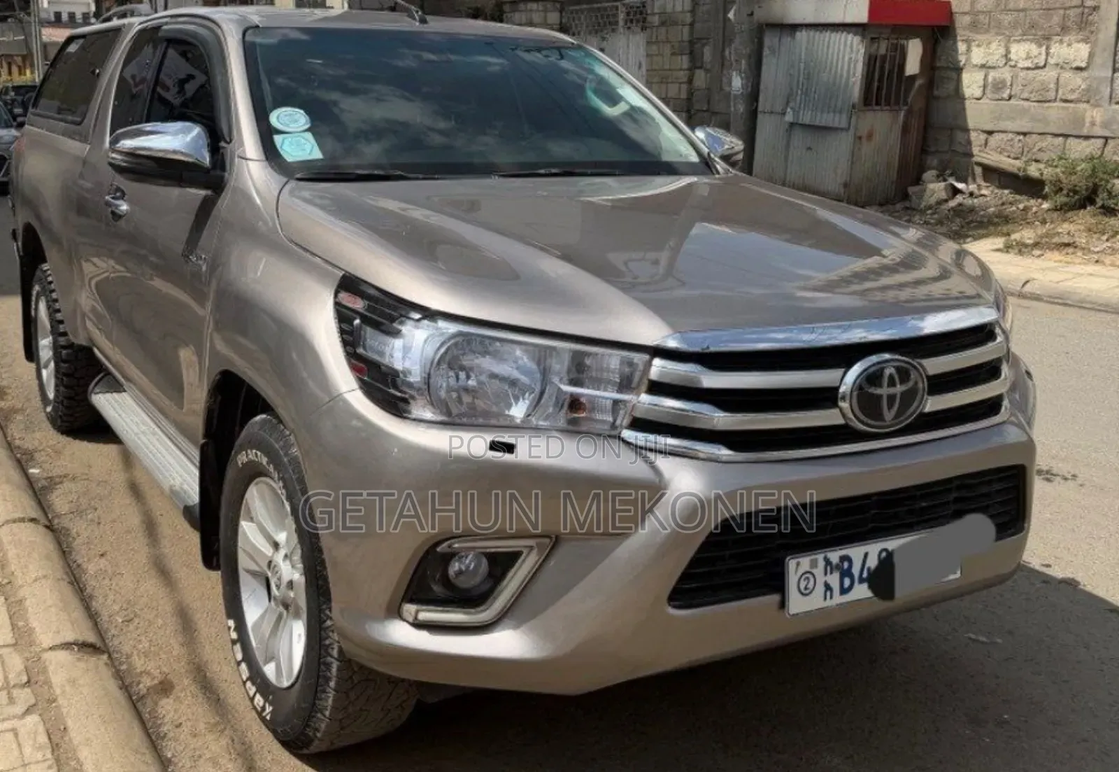 Toyota Hilux 2020 Gold