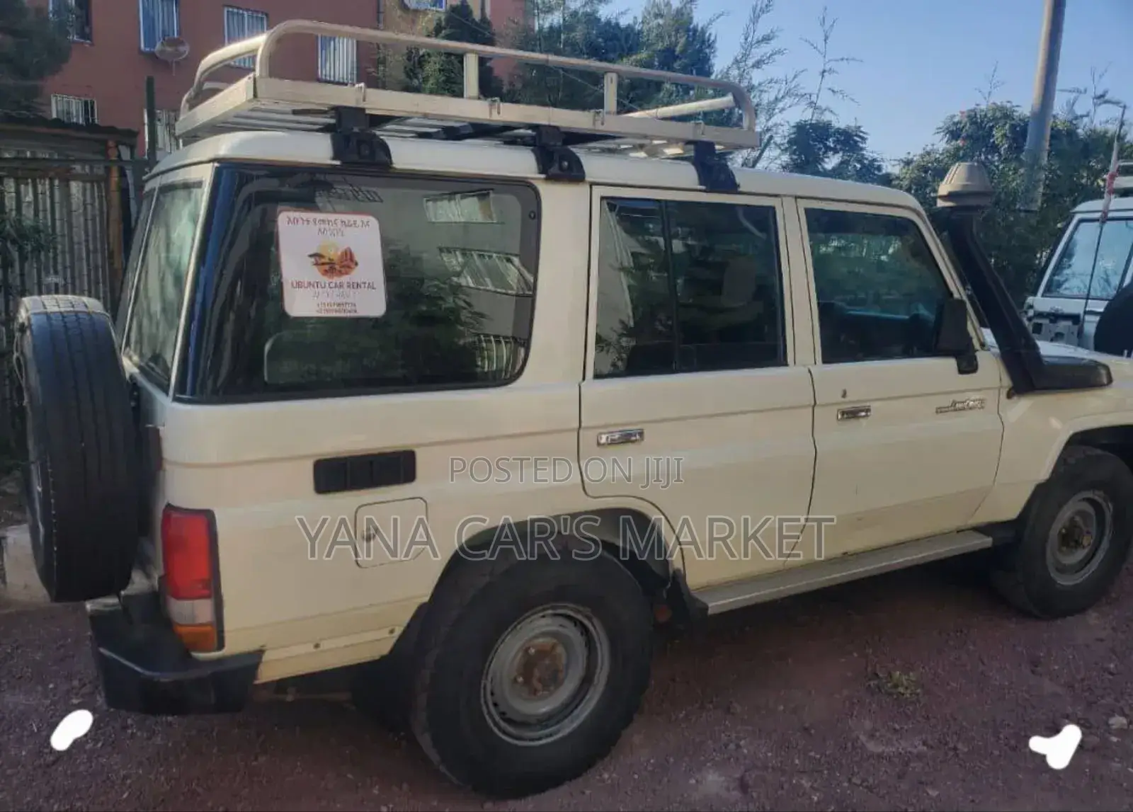 Toyota Land Cruiser 2015 White