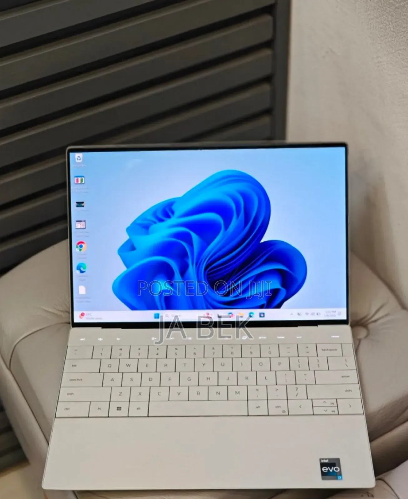 New Laptop Dell XPS 13 9320 32GB Intel Core I7 SSD 1T