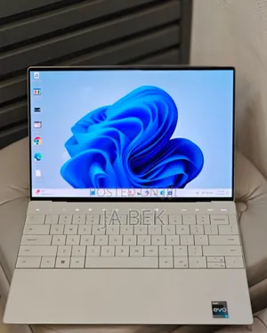 New Laptop Dell XPS 13 9320 32GB Intel Core I7 SSD 1T