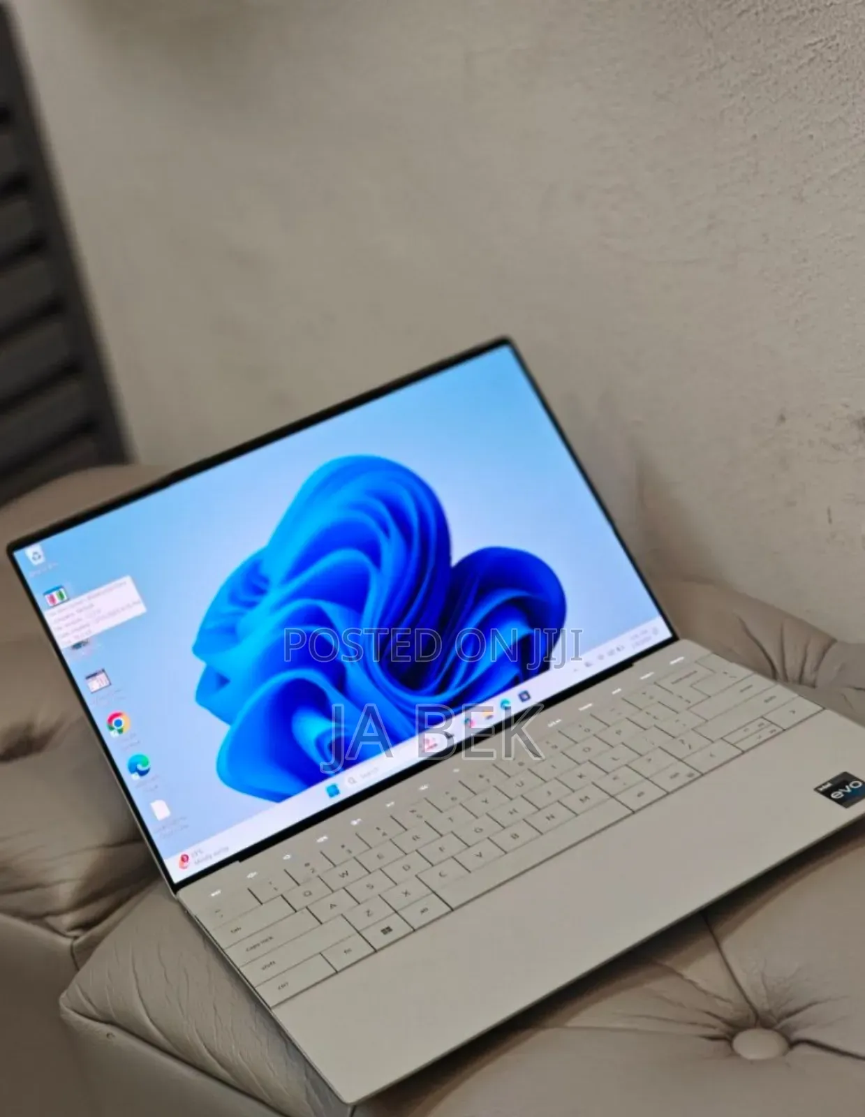 New Laptop Dell XPS 13 9320 32GB Intel Core I7 SSD 1T