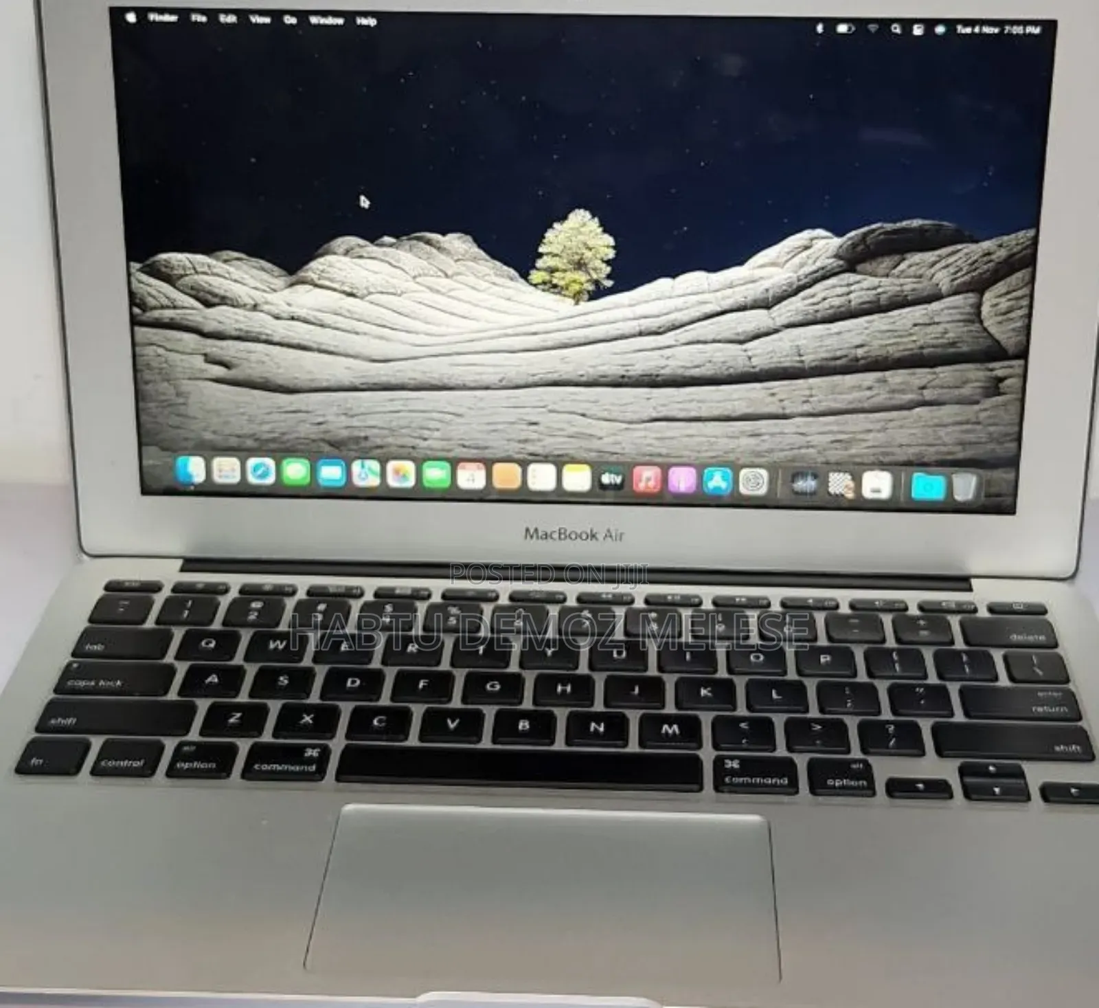 New Laptop Apple MacBook Air 2020 M1 4GB Intel Core I5 SSD 128GB