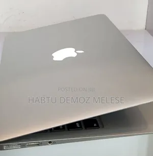 New Laptop Apple MacBook Air 2020 M1 4GB Intel Core I5 SSD 128GB