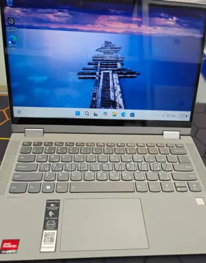 New Laptop Lenovo IdeaPad Flex 14 8GB AMD Ryzen 5 SSD 512GB