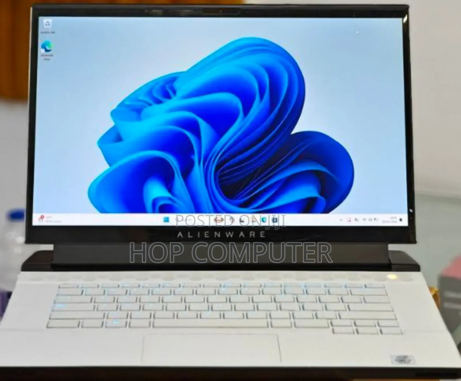 New Laptop Alienware Area-51m 16GB Intel Core I7 SSD 512GB