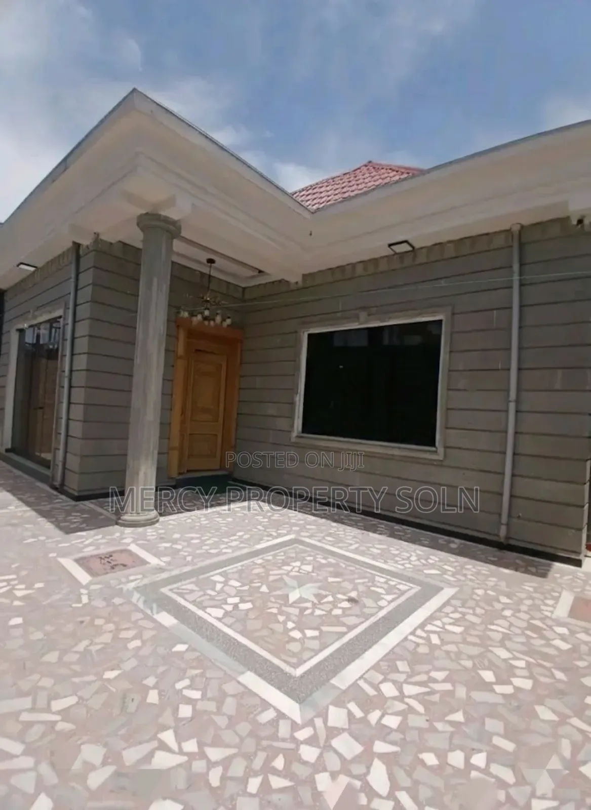 Furnished 5bdrm House in Bole for sale