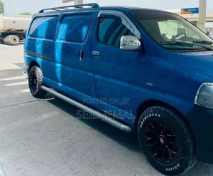 Toyota HiAce 2011 Blue