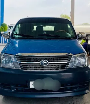 Toyota HiAce 2011 Blue