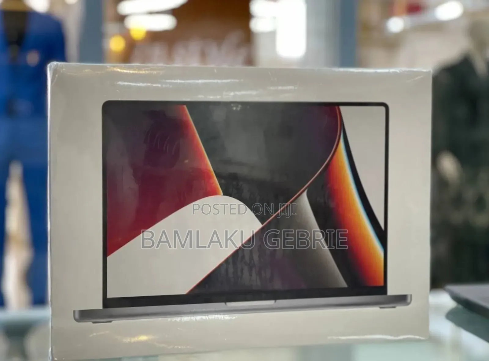 New Laptop Apple MacBook Pro M1 32GB Apple M1 Pro SSD 1T