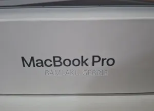 New Laptop Apple MacBook Pro M1 32GB Apple M1 Pro SSD 1T