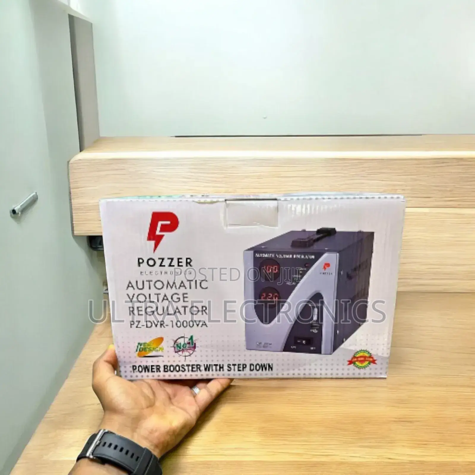Pozzer Electronics Pz-dvr-1000va Automatic Voltage Regulator.