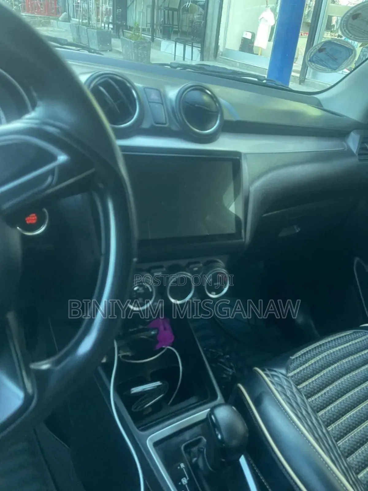 Suzuki Swift 2023 Red