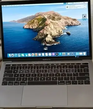 New Laptop Apple MacBook Pro 2019 16GB Intel Core I7 SSD 256GB