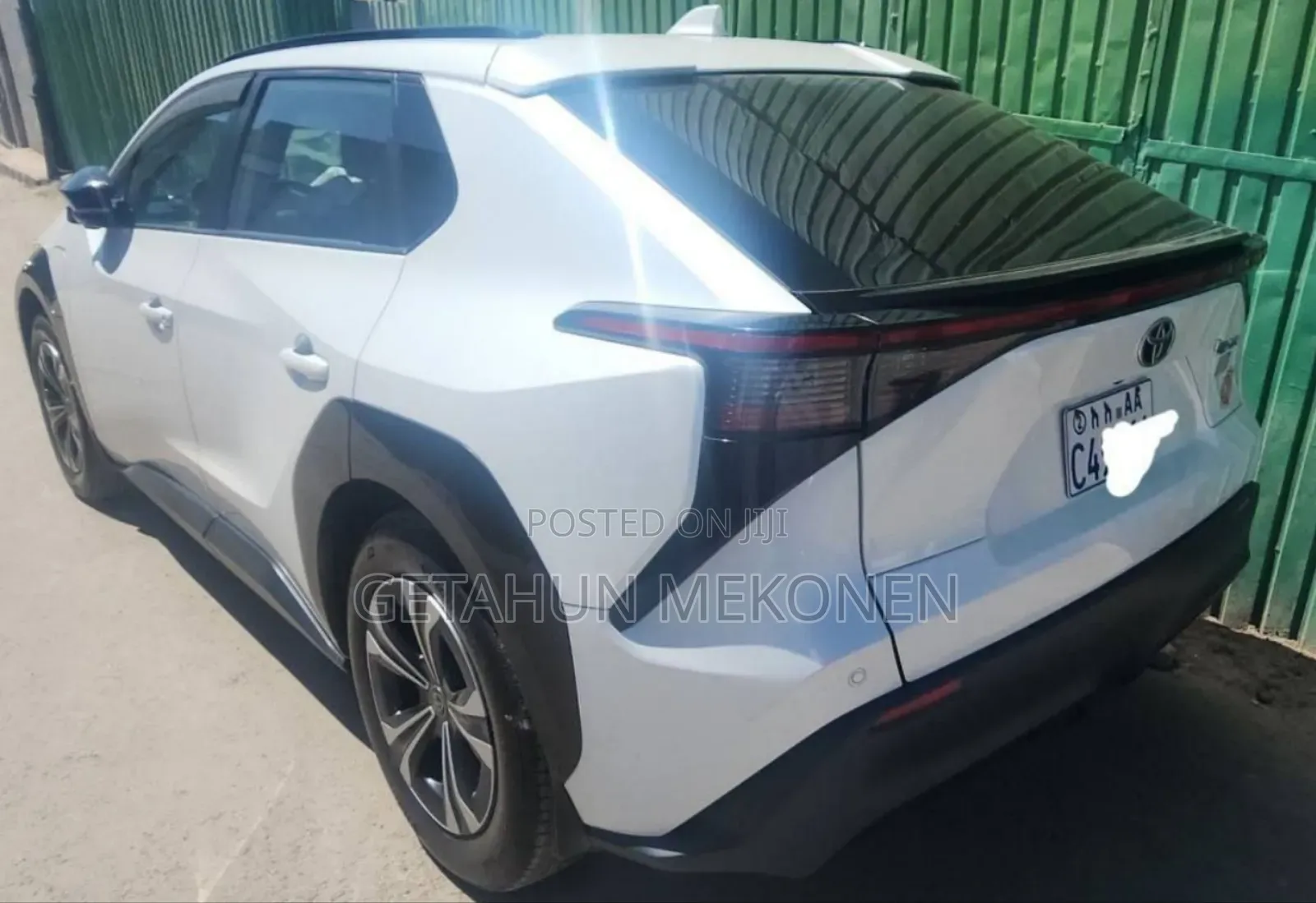 Toyota bZ4X 2023 White