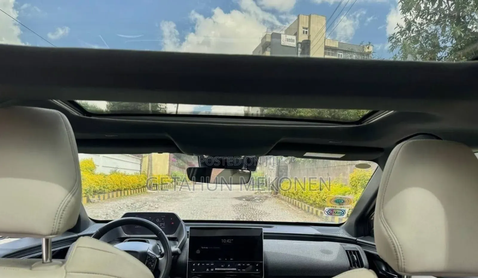 Toyota bZ4X 2023 White