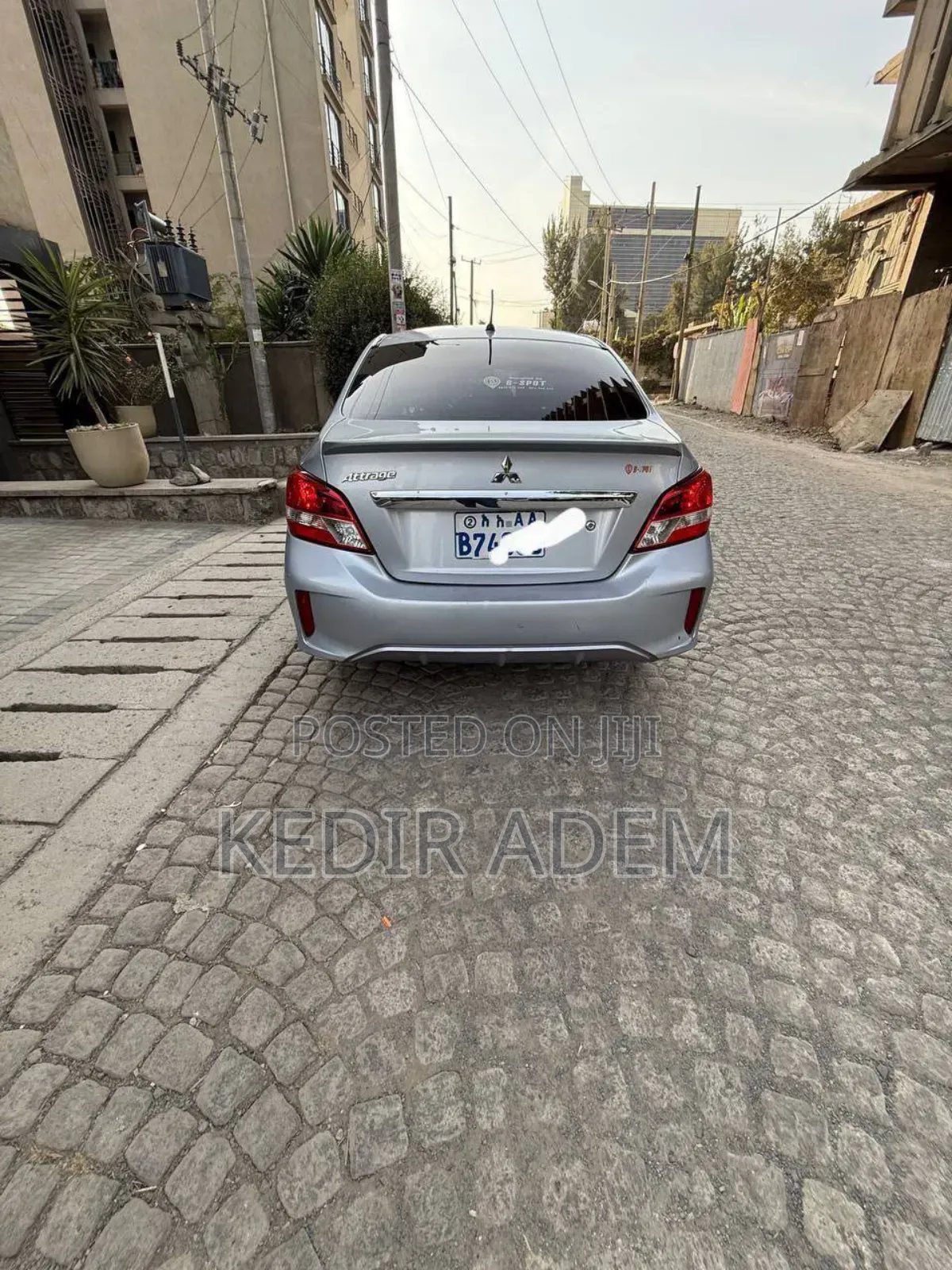 Mitsubishi Attrage 2021 Silver