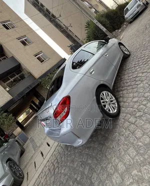 Mitsubishi Attrage 2021 Silver