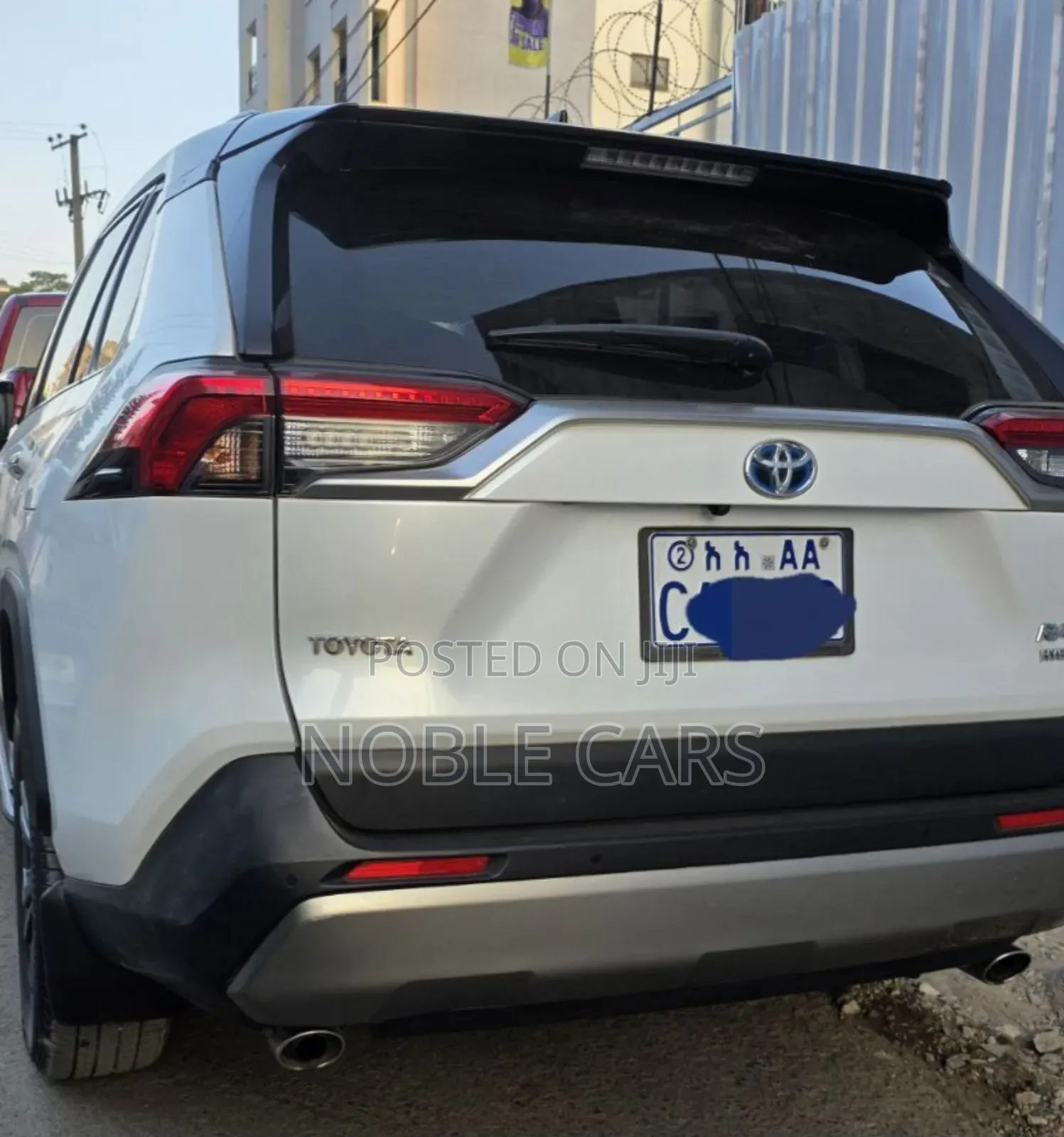 Toyota RAV4 2023 White