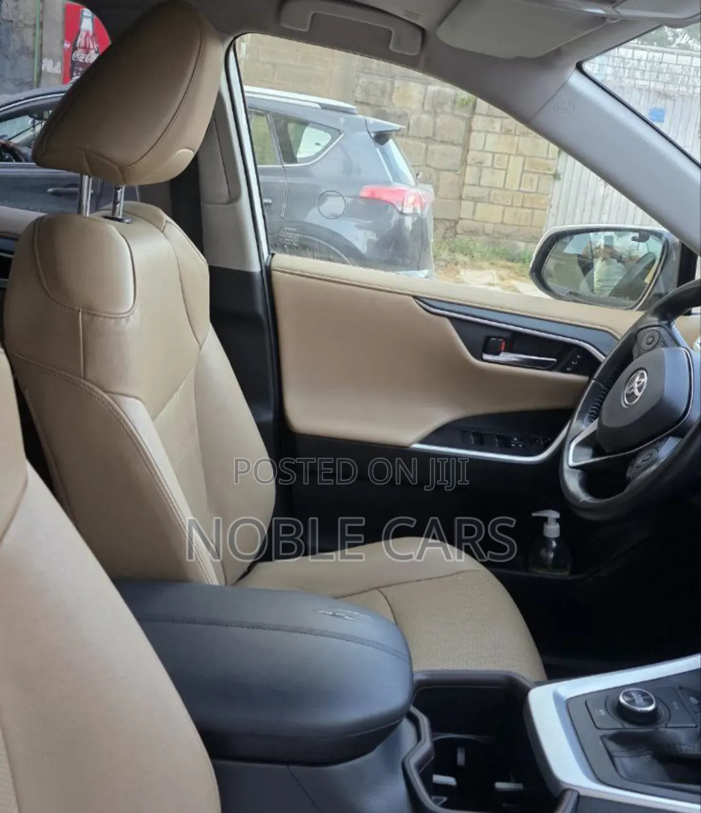 Toyota RAV4 2023 White