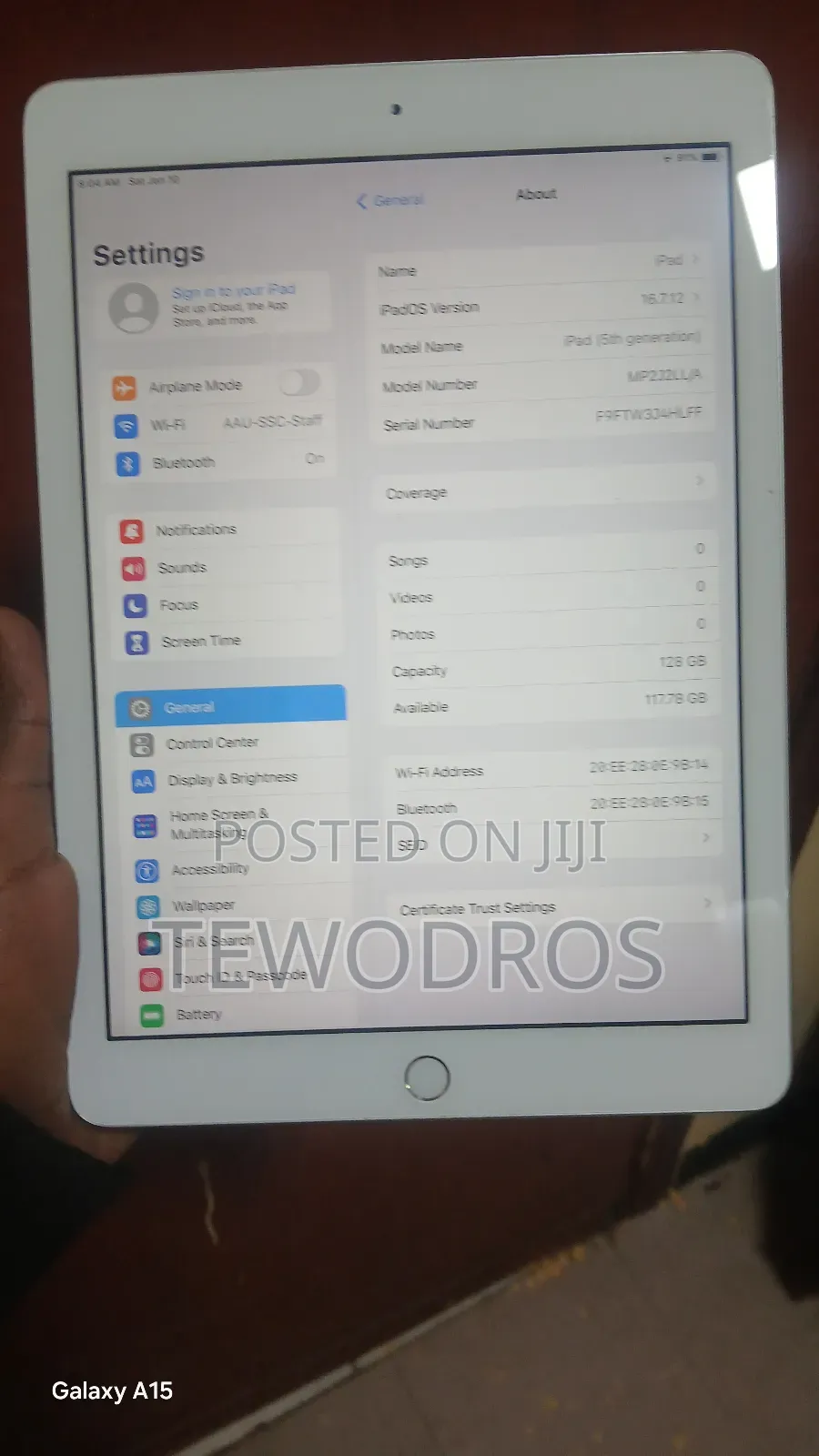 Apple iPad 5 (2022) 128 GB White