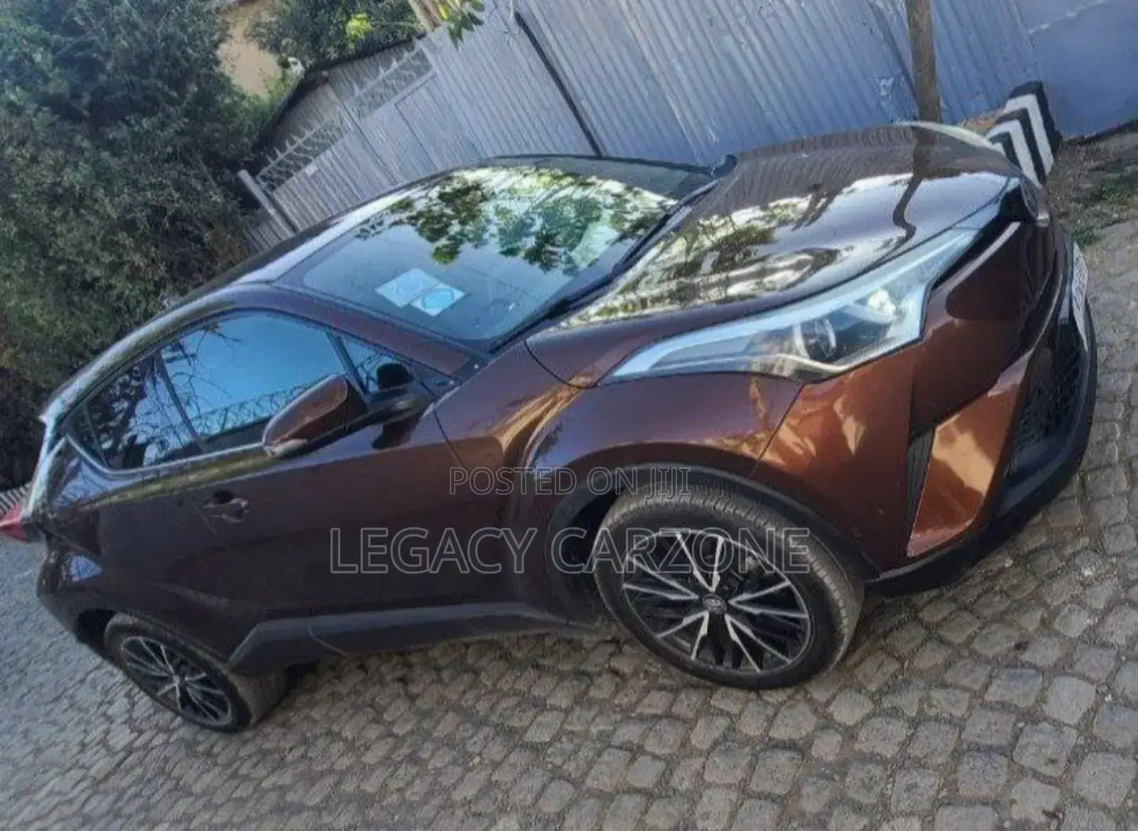 Toyota C-HR 2017 Brown