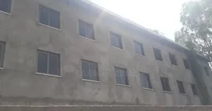 የሚከራይ መጋዘን