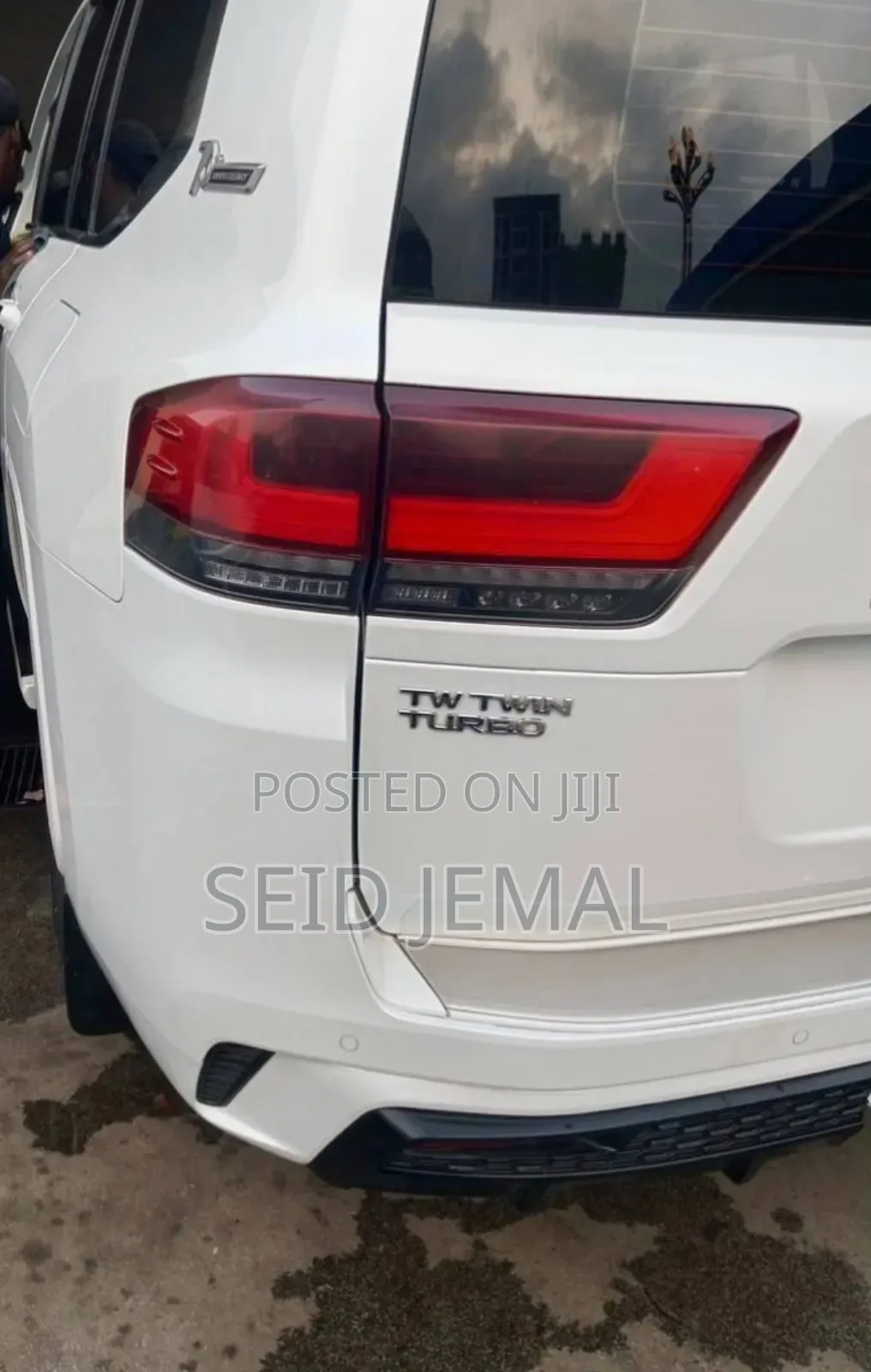 Toyota Land Cruiser 2023 White