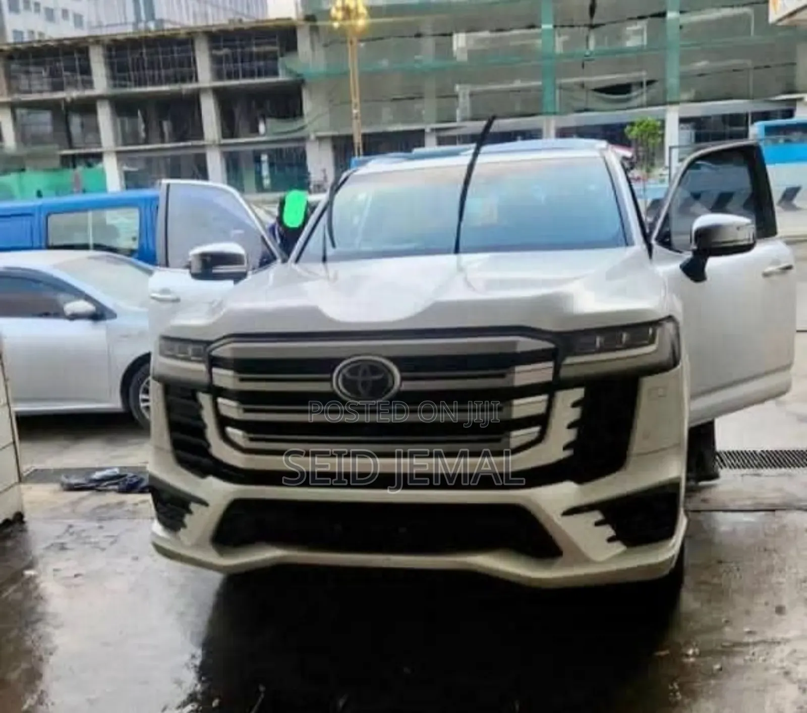 Toyota Land Cruiser 2023 White