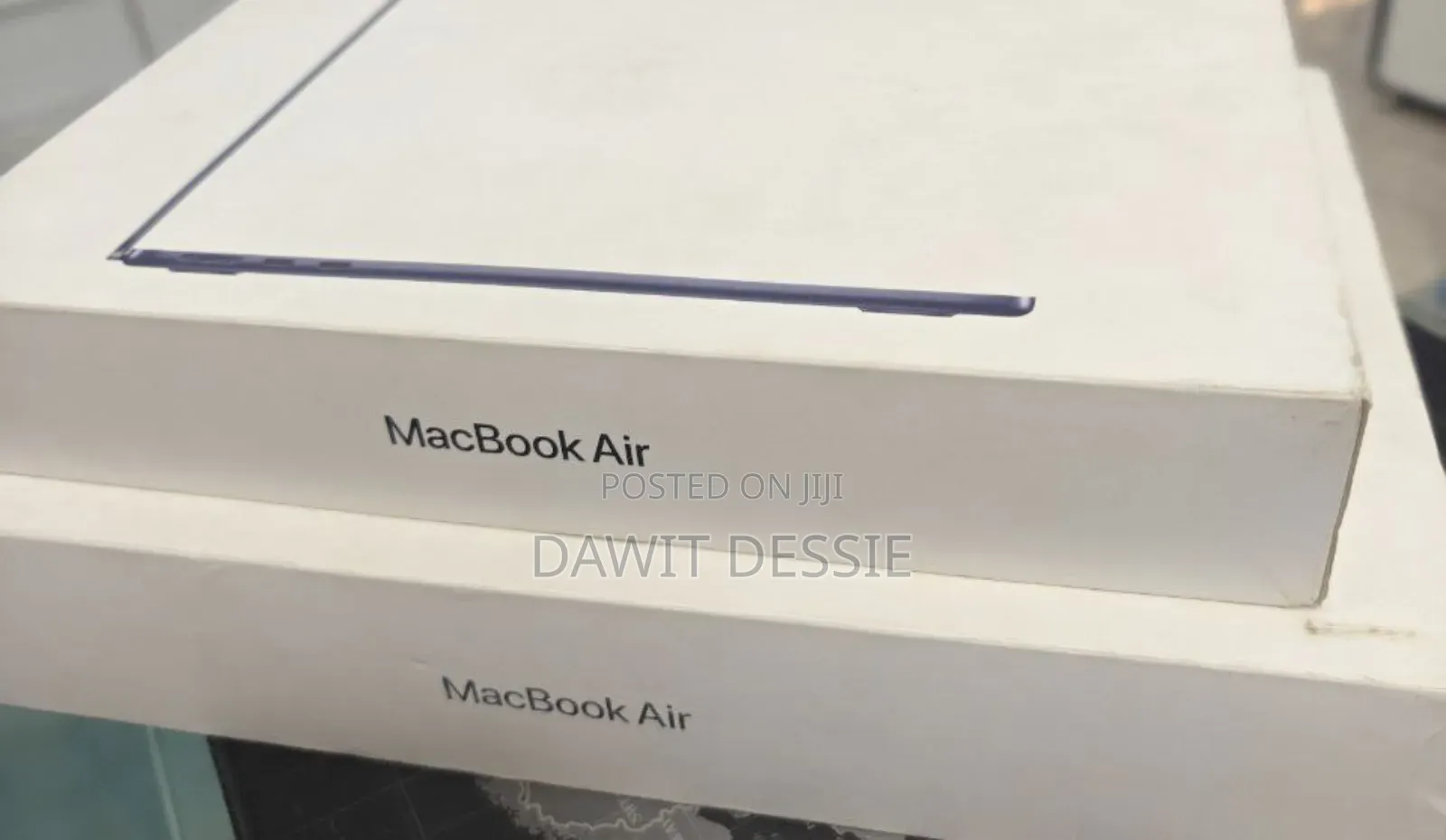 New Laptop Apple MacBook Air 2025 M4 13-Inch 16GB Apple M4 SSD 256GB