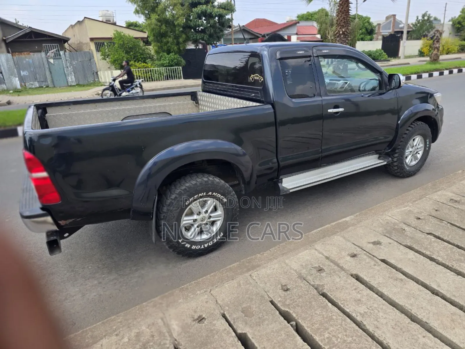 Toyota Hilux 2014 Gray