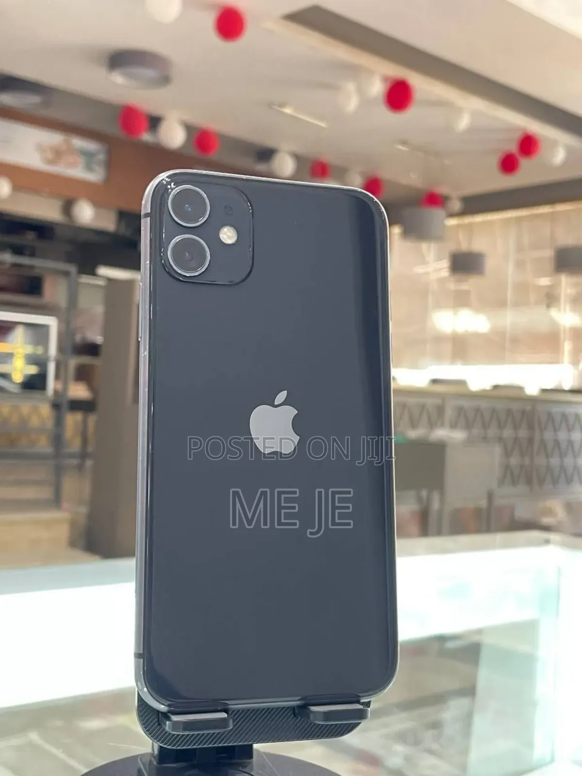 Apple iPhone 11 64 GB